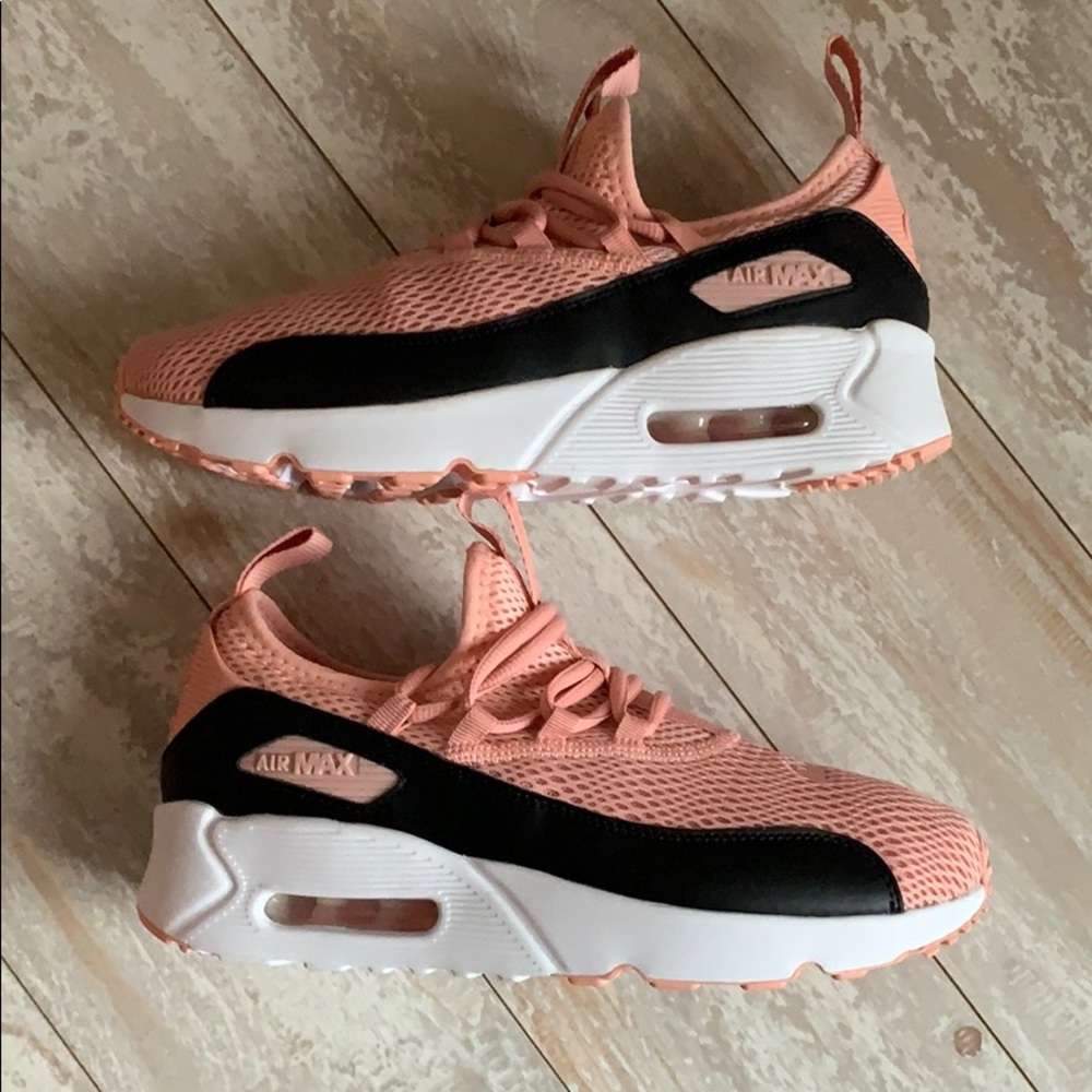 NWT Nike Air Max EZ coral sneakers - Picture 7 of 11